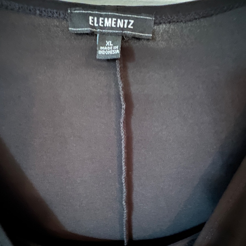 🤩 $5 SALE! 🤩 Elementz “2-Fer Twinset” sleeveless black medallion dress - Picture 6 of 8